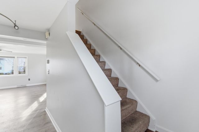 25 Kern Drive, Nashua, NH 03060