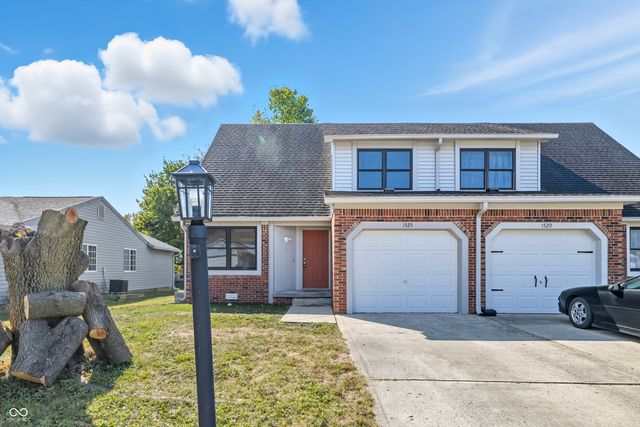 1525 Timber Village Drive, Greenwood, IN 46142