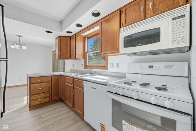 1525 Timber Village Drive, Greenwood, IN 46142
