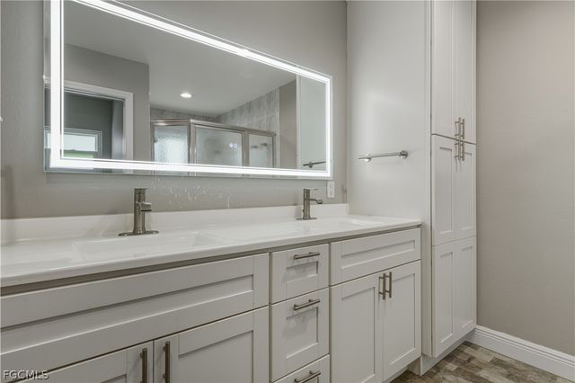 1105 SE 13th ST, Cape Coral, FL 33990