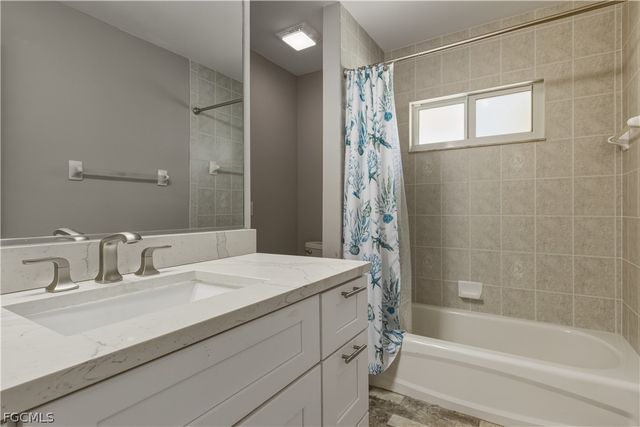 1105 SE 13th ST, Cape Coral, FL 33990