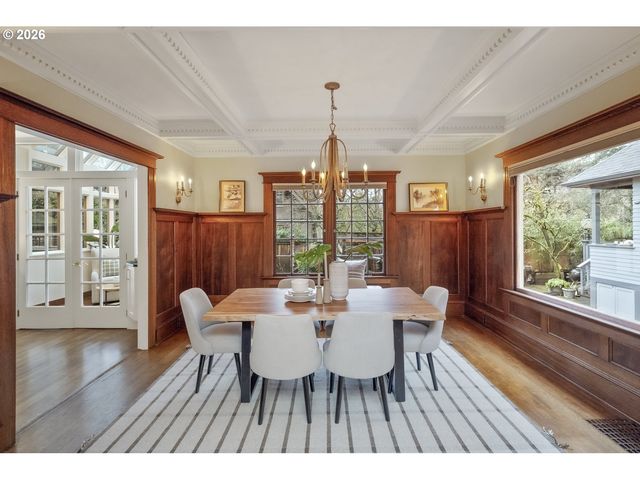 2536 Ne 17TH Ave, Portland, OR 97212