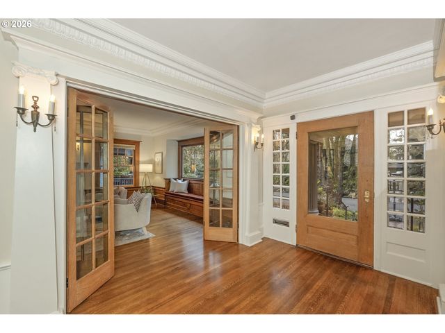 2536 Ne 17TH Ave, Portland, OR 97212