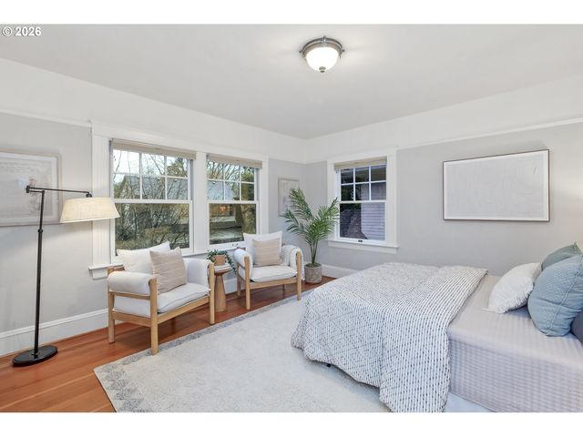 2536 Ne 17TH Ave, Portland, OR 97212