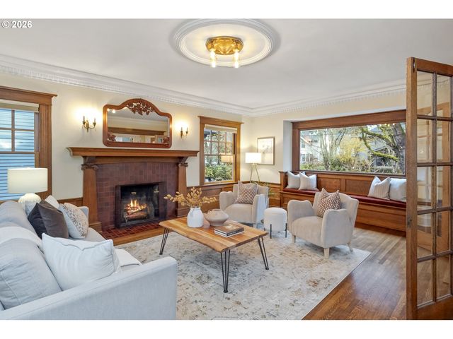 2536 Ne 17TH Ave, Portland, OR 97212