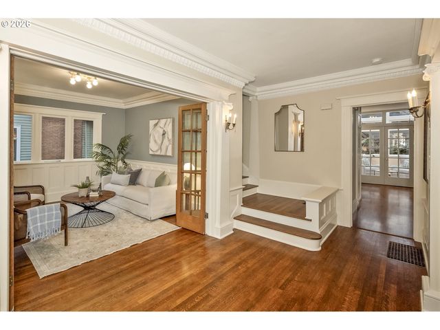 2536 Ne 17TH Ave, Portland, OR 97212