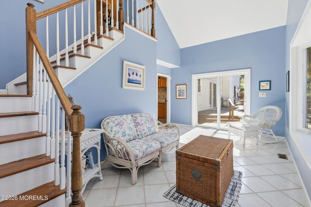 3 Manalapan Woods Drive, Manalapan, NJ 07726