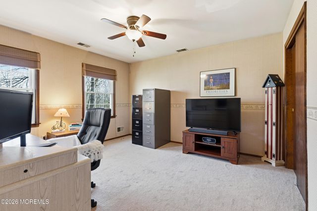 3 Manalapan Woods Drive, Manalapan, NJ 07726