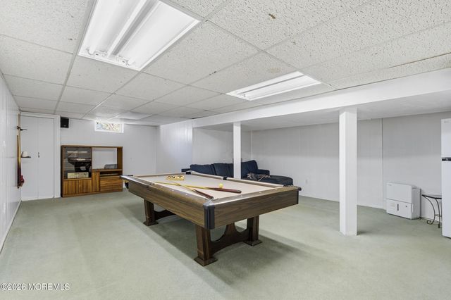 3 Manalapan Woods Drive, Manalapan, NJ 07726