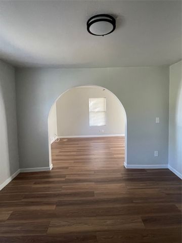 1041 Bradfield Road, Dallas, TX 75217