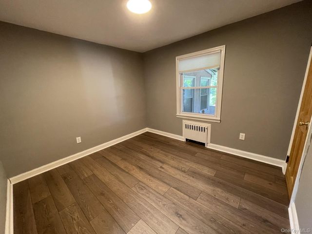 41 Ostend Road, Island Park, NY 11558