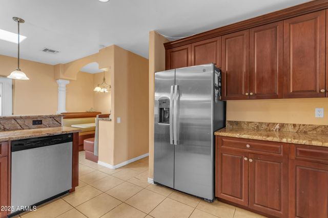 7131 E CHOLLA Street, Scottsdale, AZ 85254