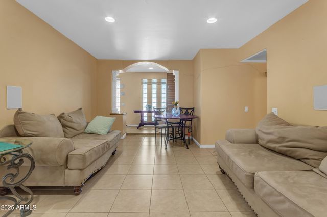 7131 E CHOLLA Street, Scottsdale, AZ 85254