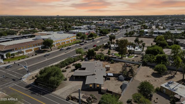 7131 E CHOLLA Street, Scottsdale, AZ 85254