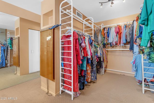 7131 E CHOLLA Street, Scottsdale, AZ 85254