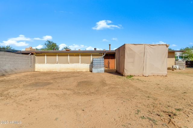 7131 E CHOLLA Street, Scottsdale, AZ 85254