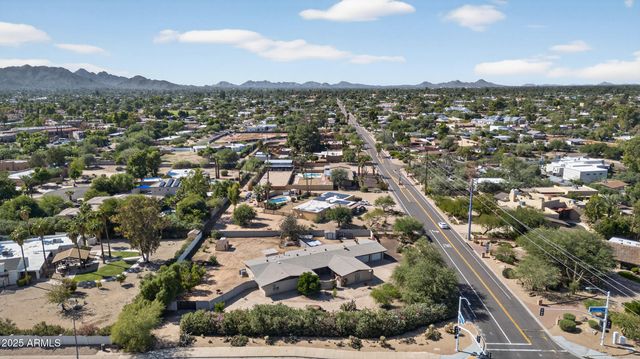 7131 E CHOLLA Street, Scottsdale, AZ 85254