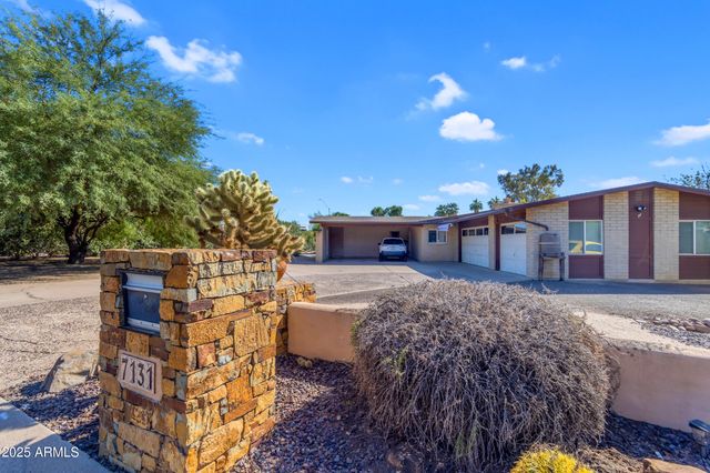 7131 E CHOLLA Street, Scottsdale, AZ 85254