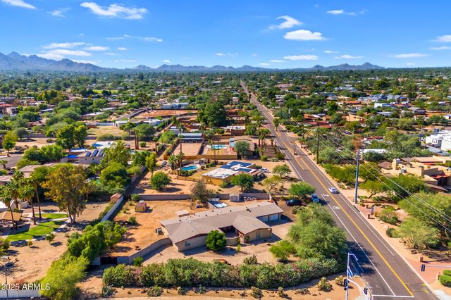 7131 E CHOLLA Street, Scottsdale, AZ 85254