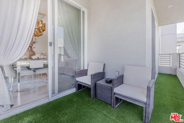 11115 Acama Street 3, Studio City, CA 91602