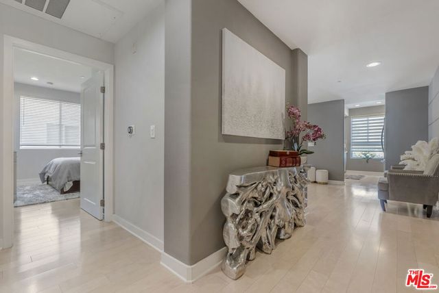 11115 Acama Street 3, Studio City, CA 91602