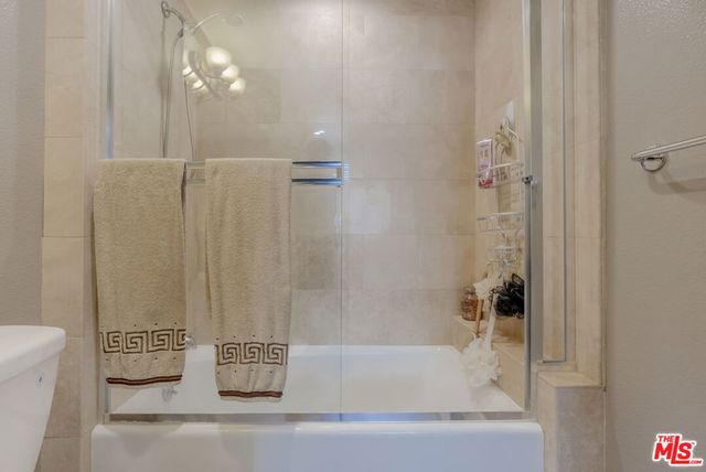 11115 Acama Street 3, Studio City, CA 91602