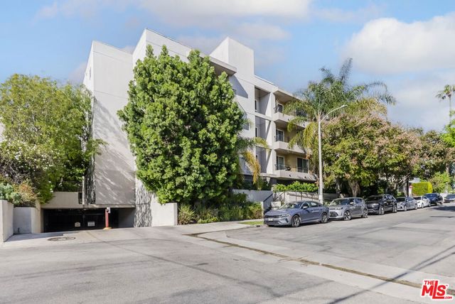 11115 Acama Street 3, Studio City, CA 91602