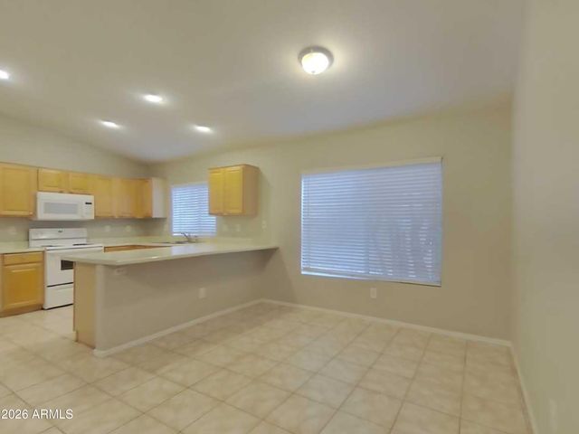 18071 N 113TH Avenue, Surprise, AZ 85378