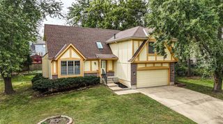 17605 W 113th Terrace, Olathe, KS 66061