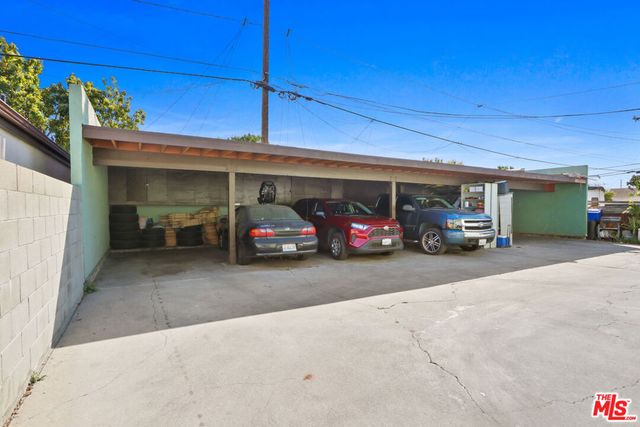 6048 King Avenue, Maywood, CA 90270