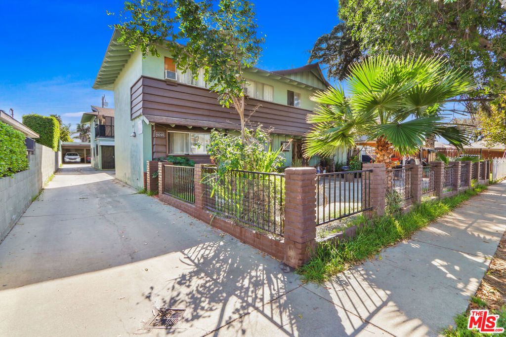 Image 1 of property listing at 6048 King Avenue, Maywood, CA 90270