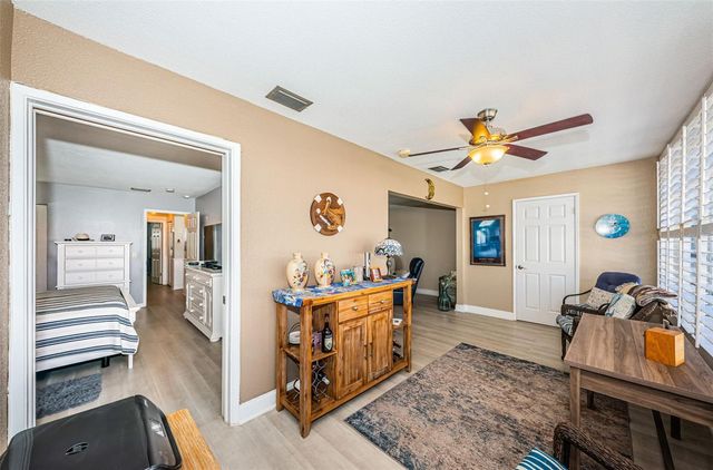 3010 59TH STREET S 302, Gulfport, FL 33707