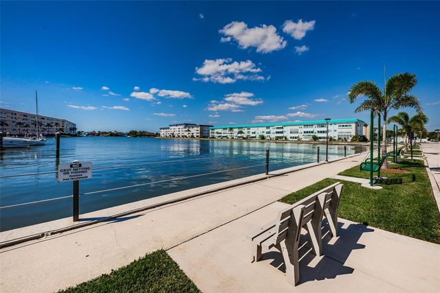 3010 59TH STREET S 302, Gulfport, FL 33707