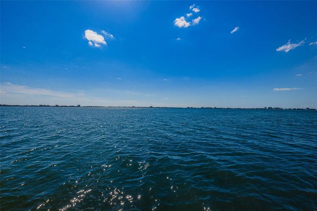 3010 59TH STREET S 302, Gulfport, FL 33707