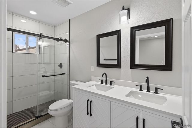 1446 Jamaica Street, Aurora, CO 80010