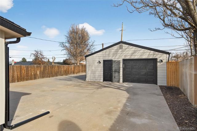 1446 Jamaica Street, Aurora, CO 80010