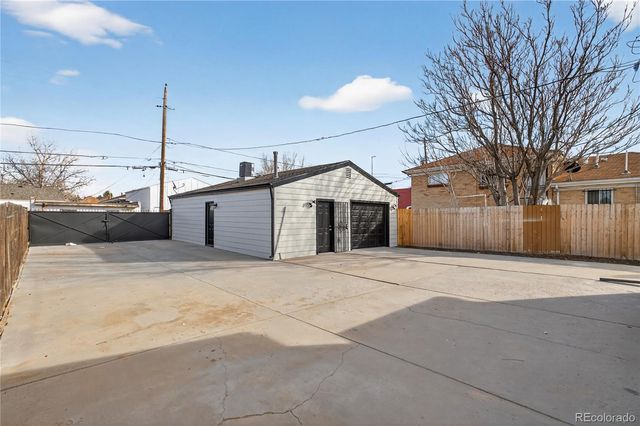 1446 Jamaica Street, Aurora, CO 80010