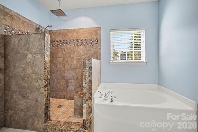 201 Augustus Lane, Mount Holly, NC 28120