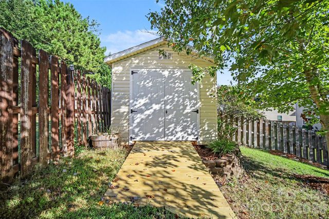 201 Augustus Lane, Mount Holly, NC 28120