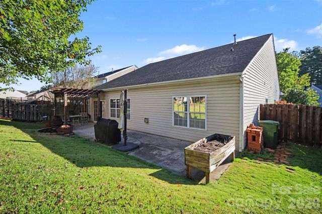 201 Augustus Lane, Mount Holly, NC 28120