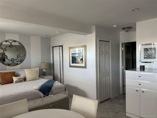 2 Richmond Road 1 k, Lido Beach, NY 11561