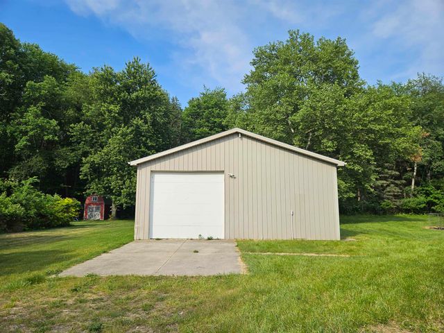 8525 Dixie Highway, Birch Run, MI 48415