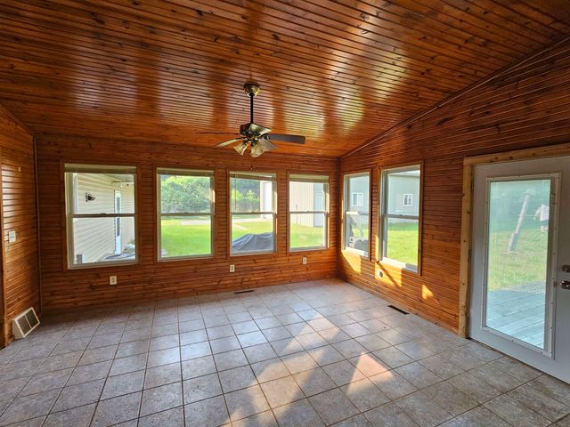 8525 Dixie Highway, Birch Run, MI 48415