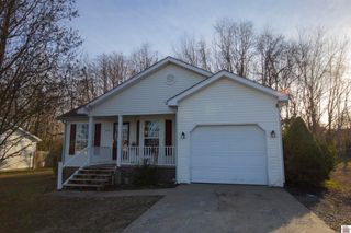 210 Sunrise # 27, Kevil, KY 42053
