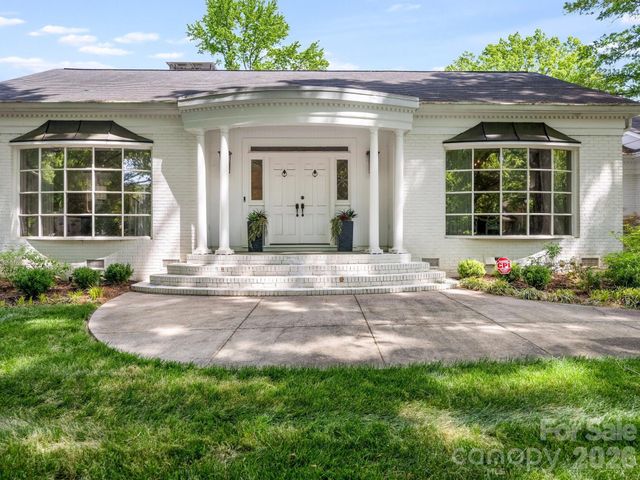 2738 Beverwyck Road, Charlotte, NC 28211