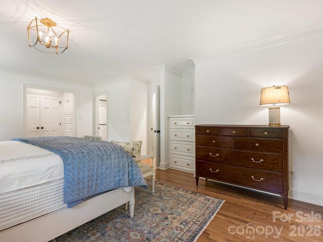 2738 Beverwyck Road, Charlotte, NC 28211