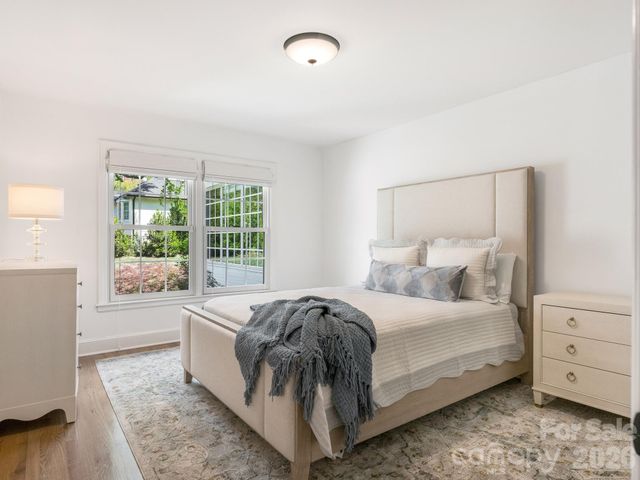 2738 Beverwyck Road, Charlotte, NC 28211