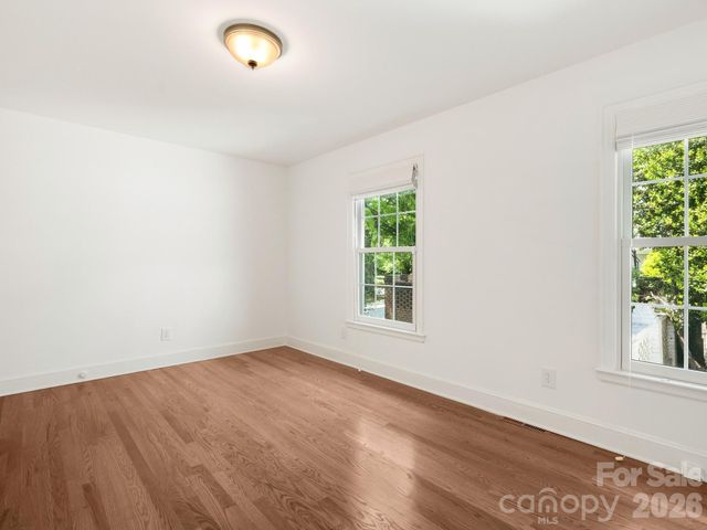 2738 Beverwyck Road, Charlotte, NC 28211