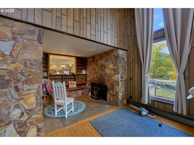 61486 LIBERTY Rd, Joseph, OR 97846