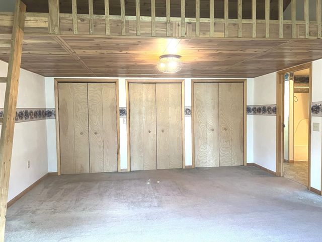 305 N Beverly Drive, Harrison, MI 48625